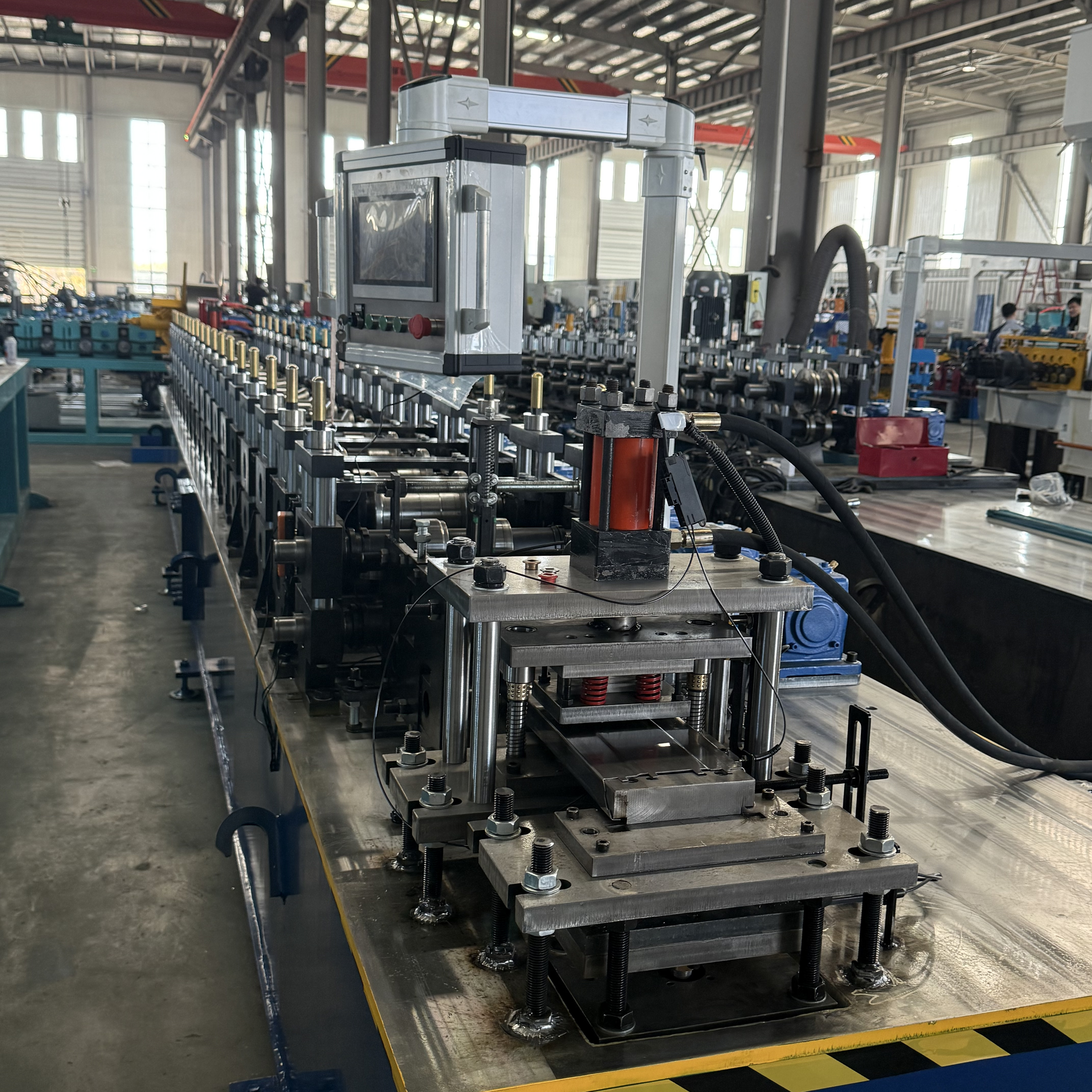 High Efficiency Roll Forming Machine Solutions for Roofing & Metal Industry | Parfu