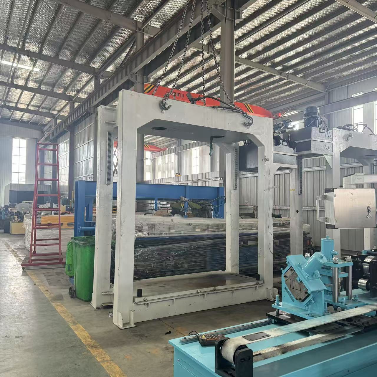 Common Roll Forming Machine Problems and Effective Solutions: A Comprehensive Guide