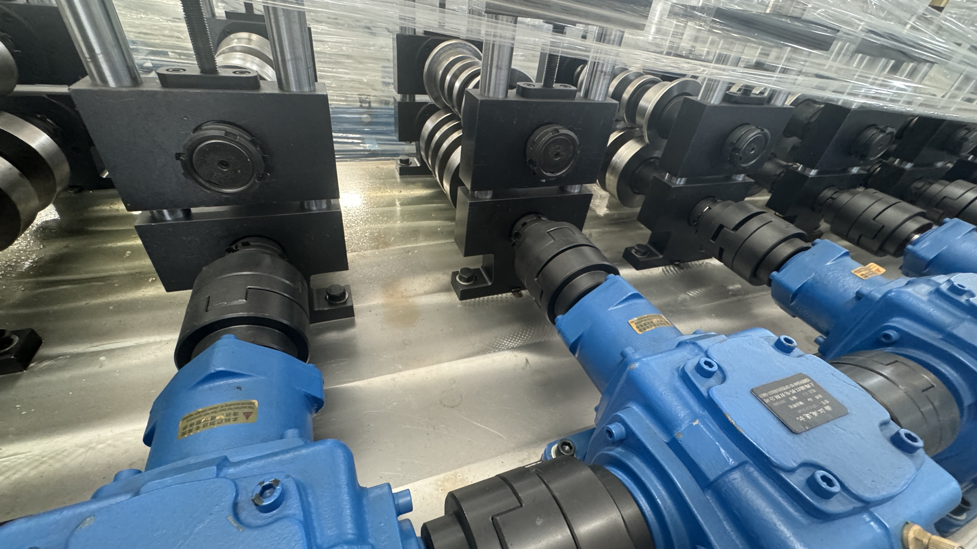 How to Choose the Right Roll Forming Machine for Your Profile